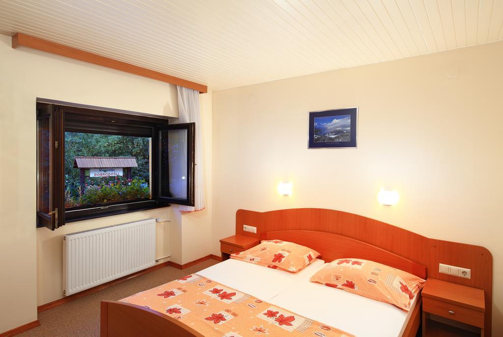 Rooms Sustersic Ljubljana Extérieur photo