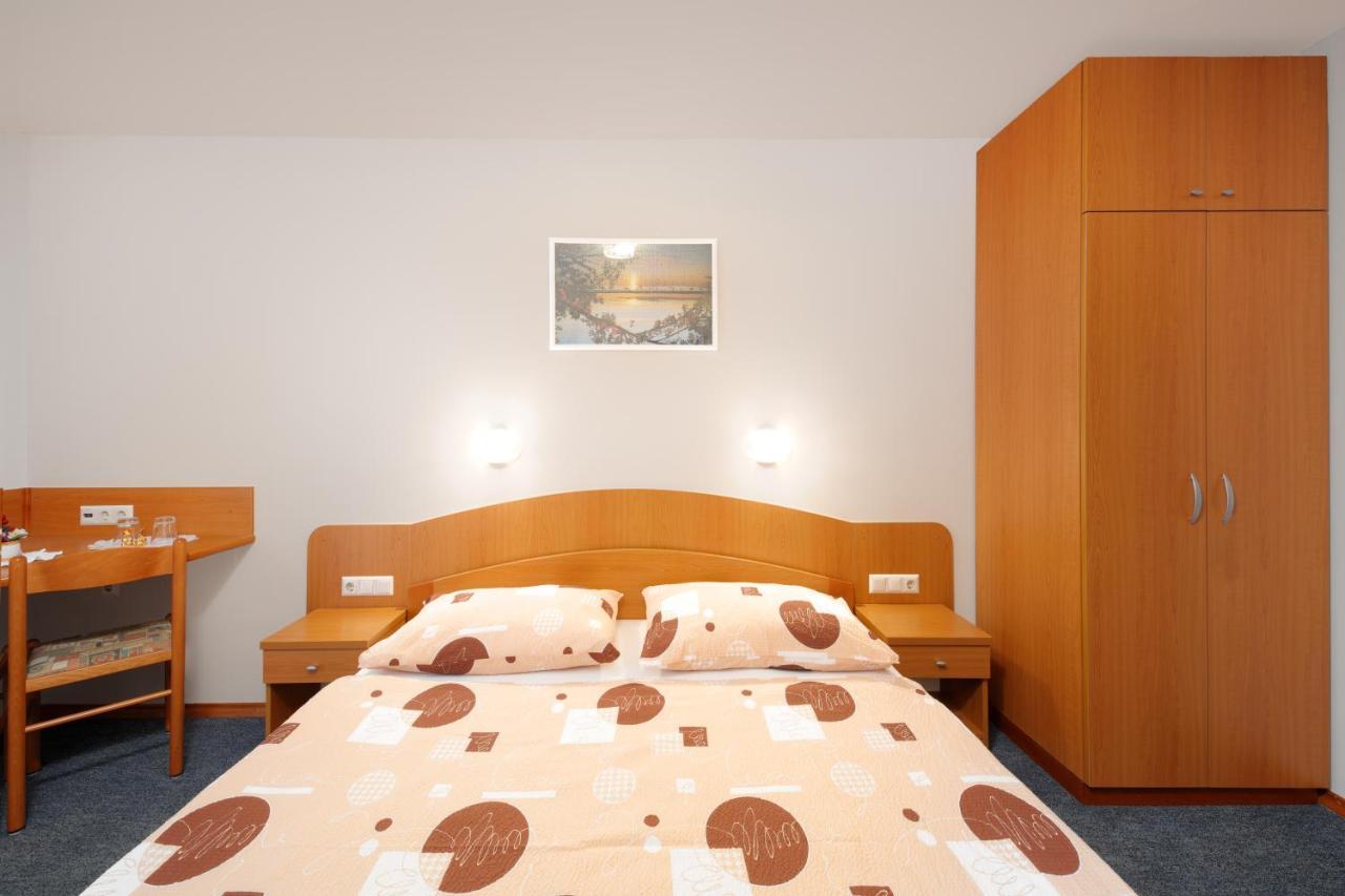 Rooms Sustersic Ljubljana Extérieur photo
