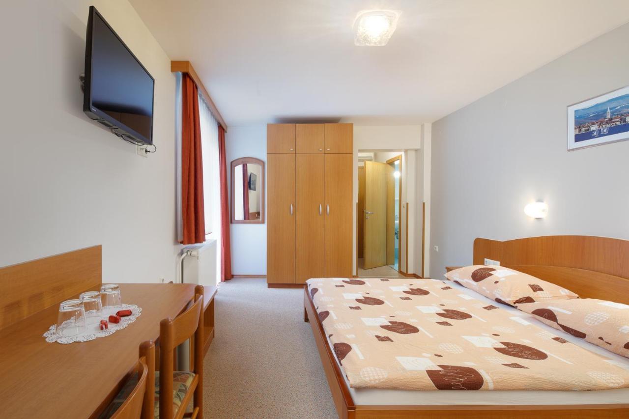 Rooms Sustersic Ljubljana Extérieur photo
