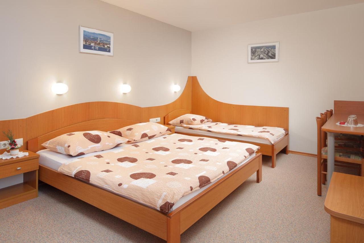 Rooms Sustersic Ljubljana Extérieur photo