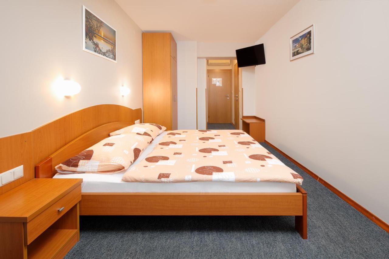 Rooms Sustersic Ljubljana Extérieur photo