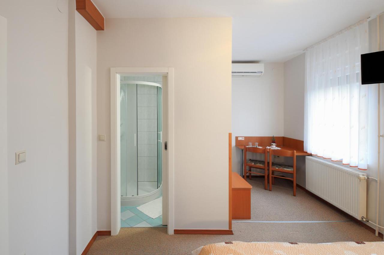 Rooms Sustersic Ljubljana Extérieur photo